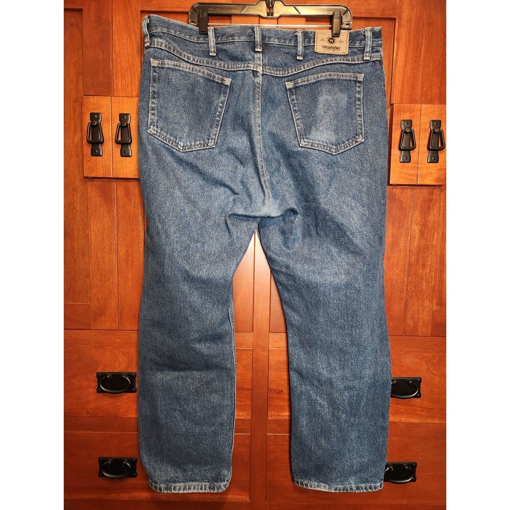 Wrangler Authentic Jeans Relaxed Fit 97601DR Size 40X30 - Picture 2 of 6